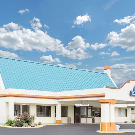 Days Inn By Wyndham Ruther Glen Kings Dominion Area Eksteriør billede