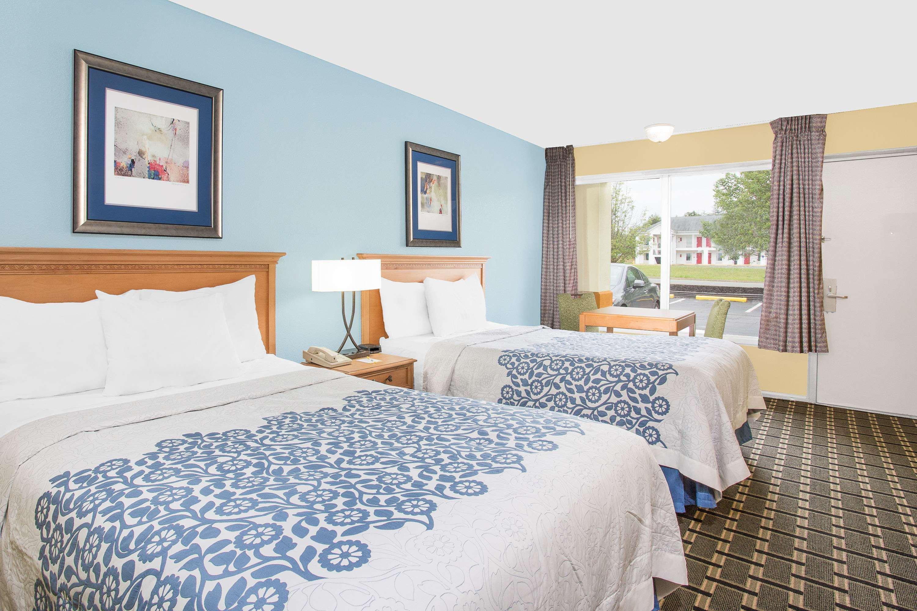 Days Inn By Wyndham Ruther Glen Kings Dominion Area Eksteriør billede