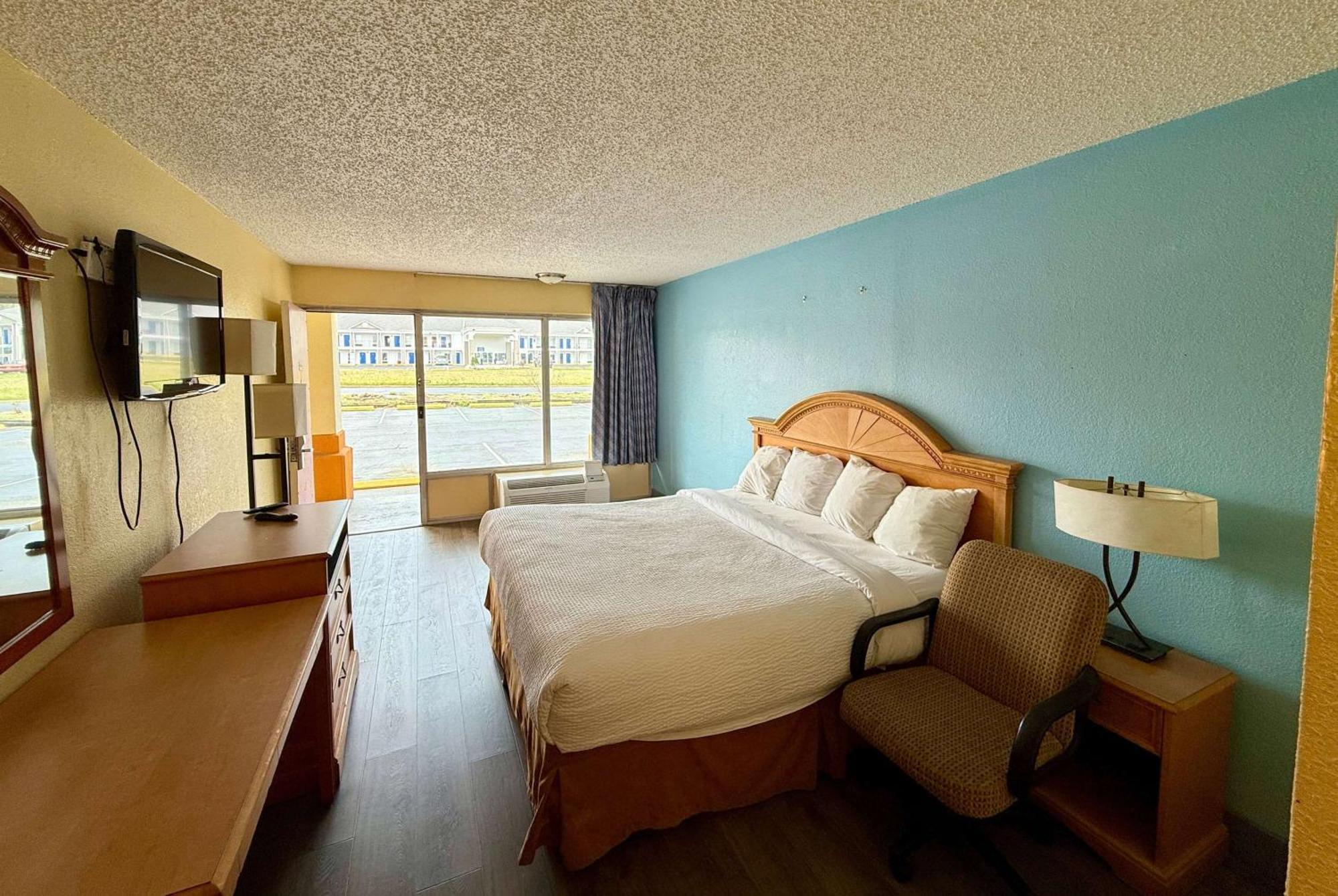 Days Inn By Wyndham Ruther Glen Kings Dominion Area Eksteriør billede
