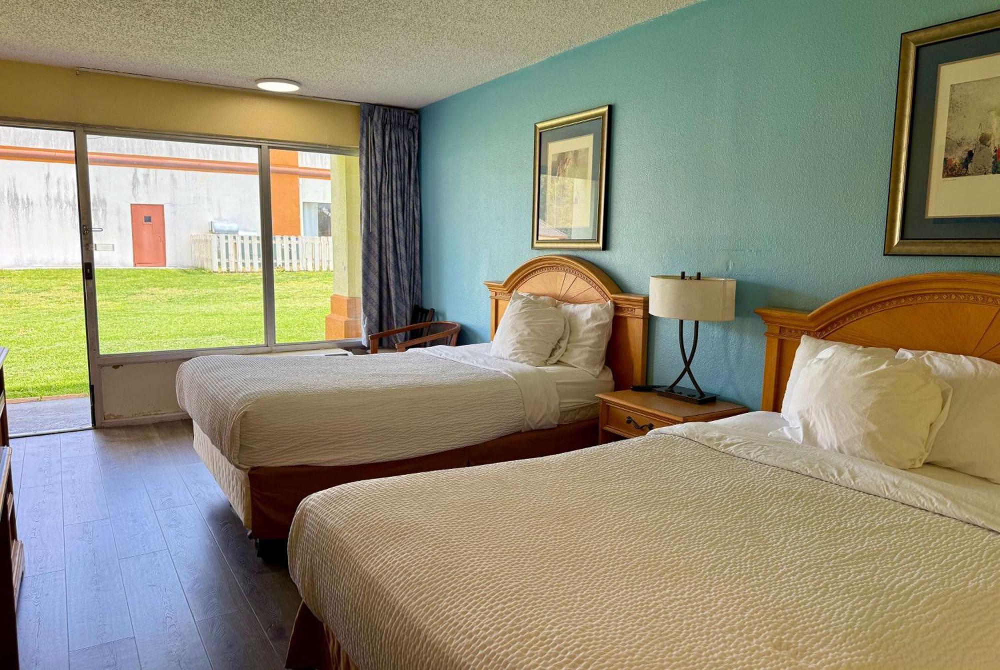 Days Inn By Wyndham Ruther Glen Kings Dominion Area Eksteriør billede