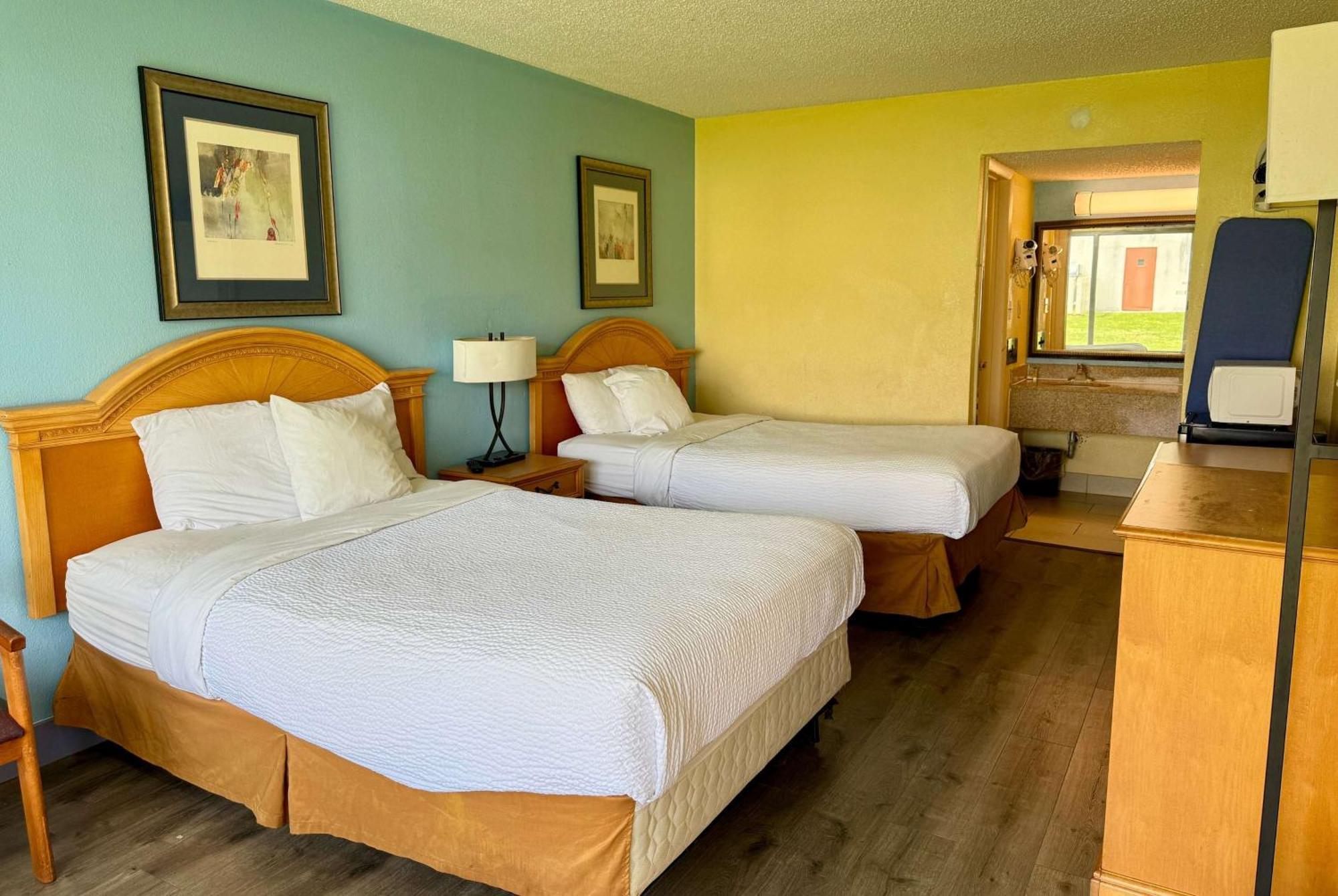 Days Inn By Wyndham Ruther Glen Kings Dominion Area Eksteriør billede