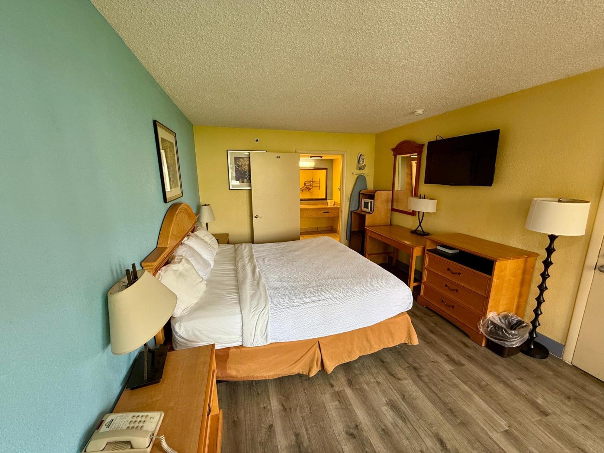 Days Inn By Wyndham Ruther Glen Kings Dominion Area Eksteriør billede