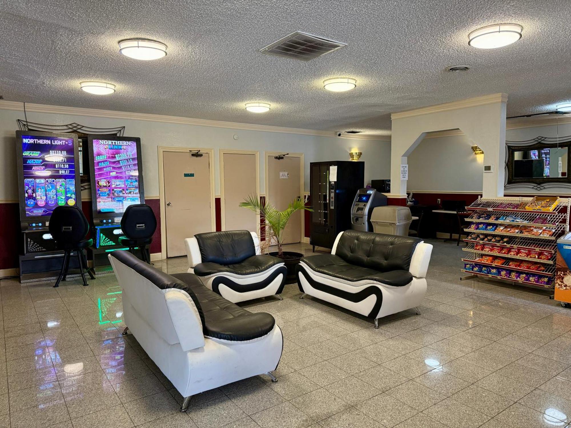 Days Inn By Wyndham Ruther Glen Kings Dominion Area Eksteriør billede